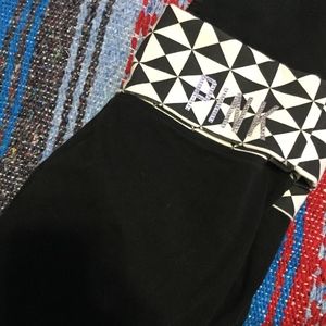 Victoria's Secret Pink Crop Leggings